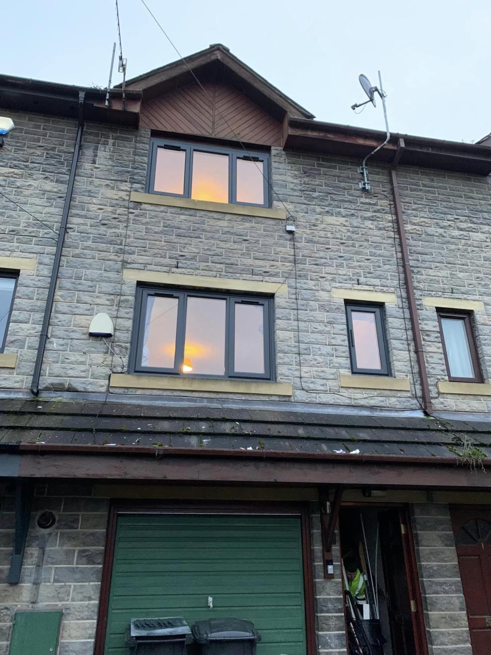 Window fitting, Halifax